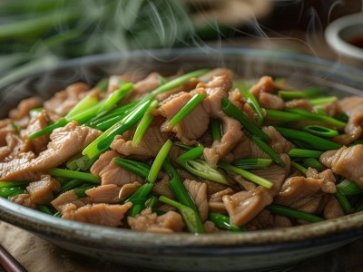 葱炒肉家常做法，如何炒得嫩滑入味超下饭？